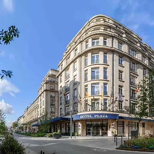 https://le-plaza.brusselshotelsbook.com