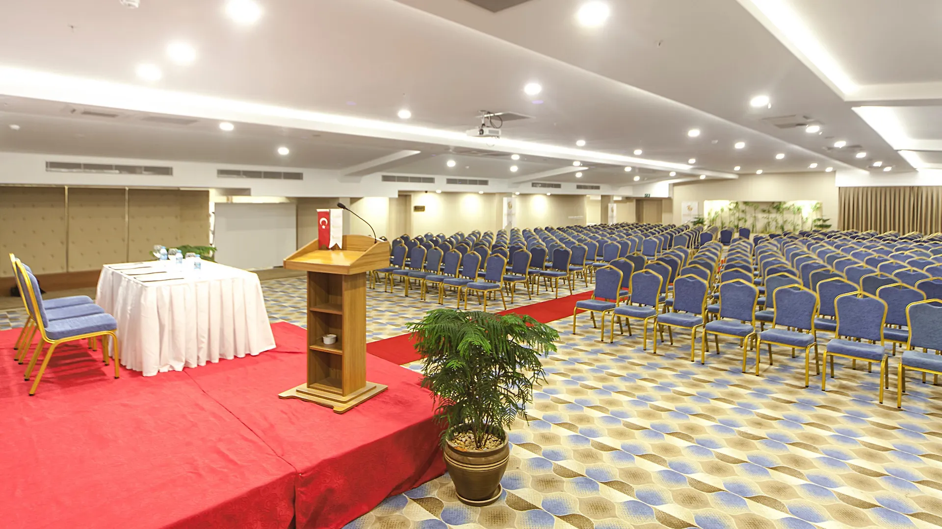 Hotel Golden Way Giyimkent Istanboel