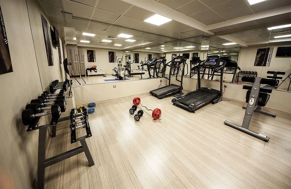 Hotel Golden Way Giyimkent Istanboel