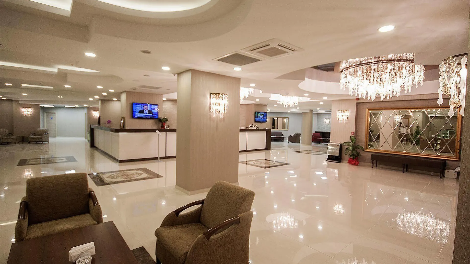 Hotel Golden Way Giyimkent Istanboel