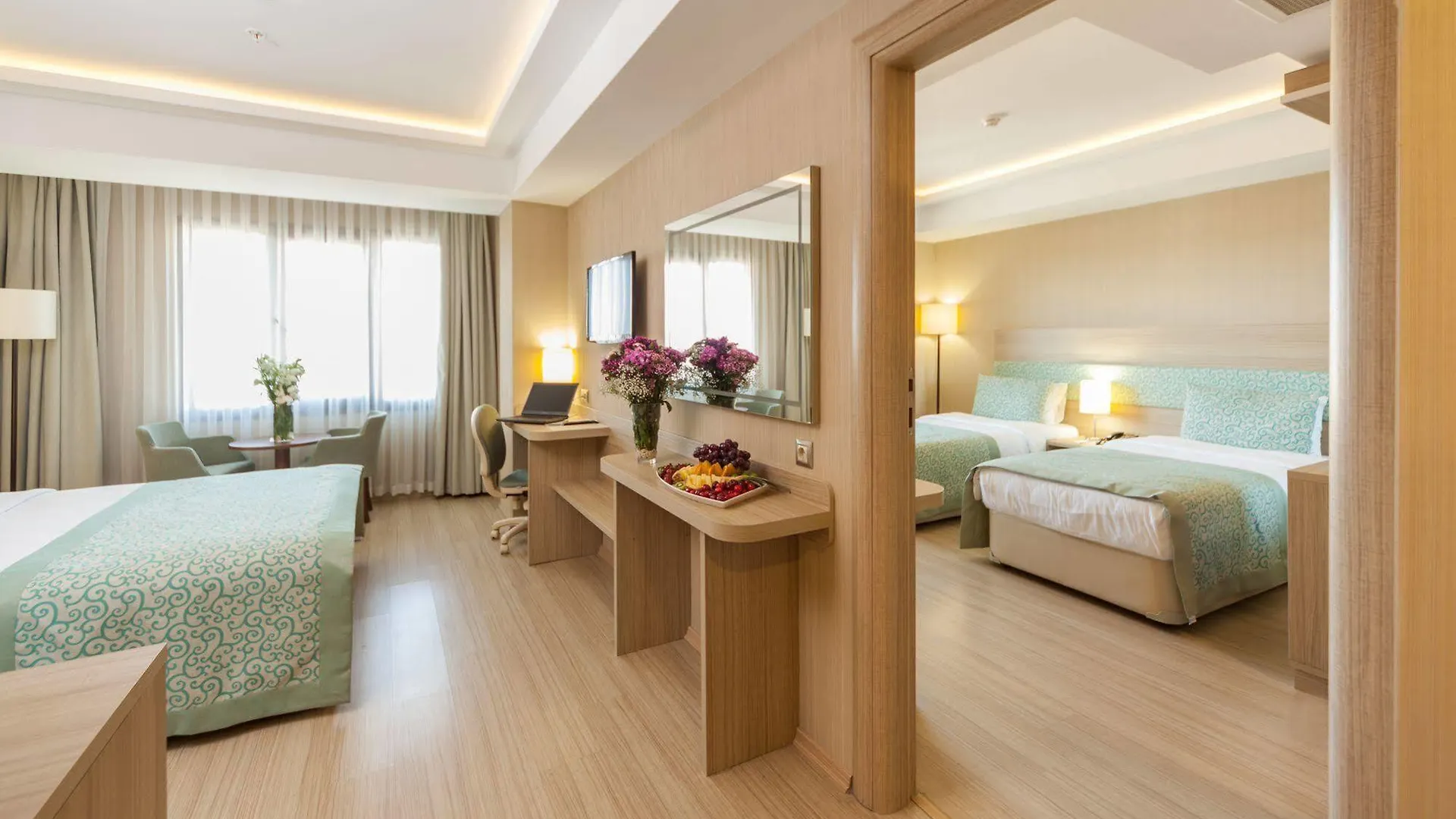 Hotel Golden Way Giyimkent Istanboel 4*,  Turkije